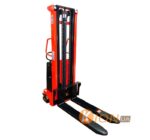 Полуэлектрический штабелёр Kion CTD15-3000