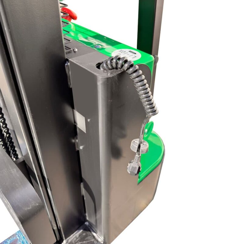 Электрический штабелер 1.5т высота подъем 3000мм Kion LF Cl1530JB lithium battery (литиевая АКБ)