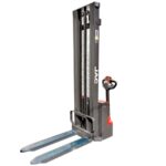 Электрический штабелер 1.5т высота подъем 4000мм JAC CDD1540 Тяговая батарея (гелевая закрытого типа АКБ)