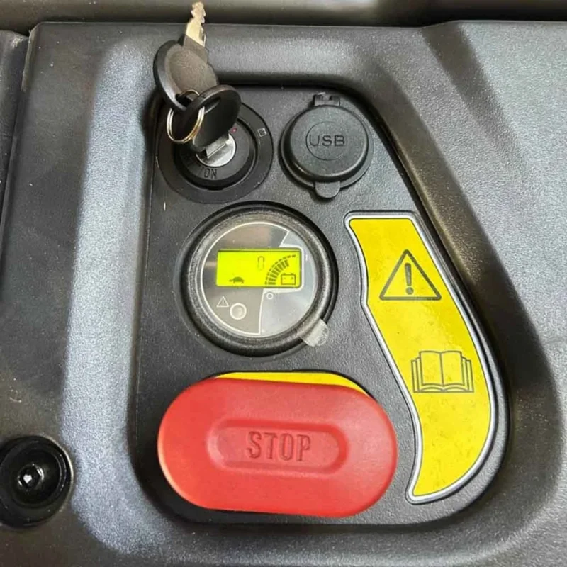 Штабелер электрический GTM PS16N 4600 1,6т/4,6м c АКБ 2*12В 240 А*ч (PS16N 4600)